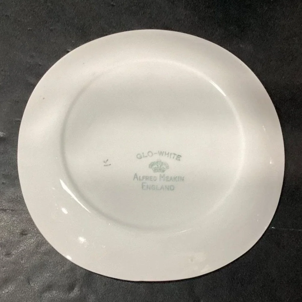 Alfred Meakin Corinth Glo-White Dessert Plates, Set of‎ 2, Vintage Dinnerware